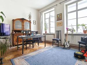 Pronájem bytu 3+1, Praha - Malá Strana, Sněmovní, 85 m2