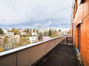 Pronájem bytu 3+kk, Praha - Podolí, Jeremenkova, 90 m2