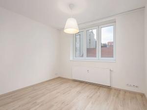 Pronájem bytu 3+1, Praha - Vršovice, Rostovská, 72 m2