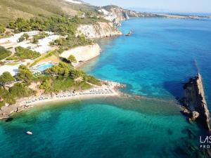 Prodej komerčního pozemku, Kefalonia, Leivathos, Řecko, 20000 m2
