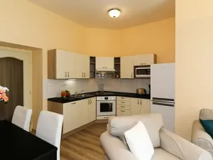 Pronájem bytu 3+kk, Praha - Vinohrady, Máchova, 85 m2