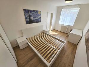 Pronájem bytu 2+kk, Praha - Žižkov, Hartigova, 40 m2