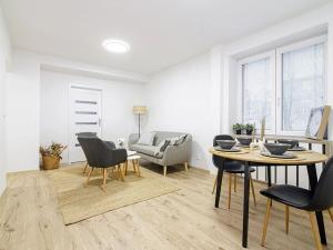 Pronájem bytu 2+kk, Ostrava, Svazácká, 53 m2