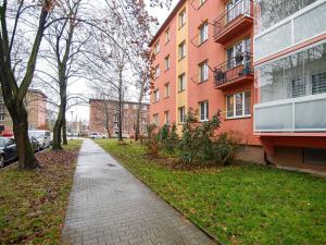 Pronájem bytu 2+kk, Ostrava, Svazácká, 53 m2