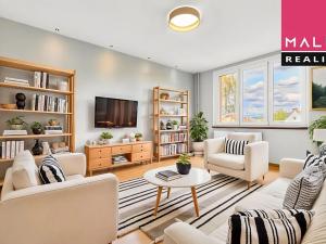 Prodej bytu 2+1, Karlovy Vary, Okružní, 50 m2