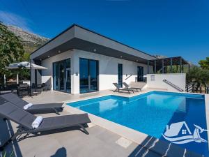 Prodej vily, Split, Chorvatsko, 320 m2