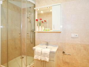 Pronájem bytu 2+kk, Praha - Vinohrady, Na Kozačce, 40 m2