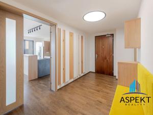 Prodej bytu 4+kk, Praha - Holešovice, Sanderova, 135 m2