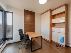 Prodej bytu 4+kk, Praha - Holešovice, Sanderova, 135 m2