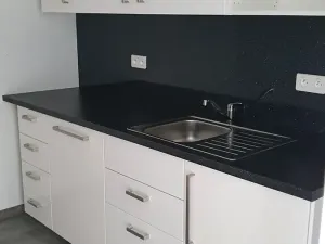 Pronájem skladu, Brno, 556 m2