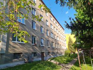 Prodej bytu 2+1, Slavkov u Brna, Komenského náměstí, 51 m2