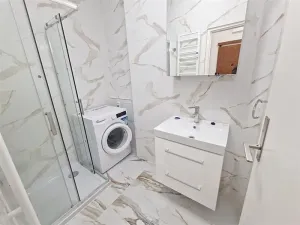 Pronájem bytu 1+kk, Praha - Holešovice, Jankovcova, 30 m2
