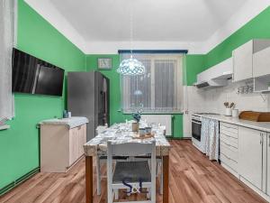 Prodej vily, Kamenický Šenov, Smetanova, 281 m2