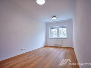 Pronájem bytu 2+kk, Zlín, Ševcovská, 65 m2
