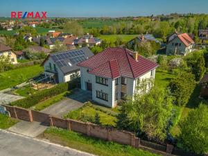 Prodej rodinného domu, Svárov, Ptická, 271 m2