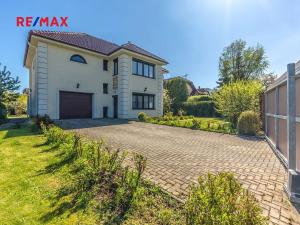 Prodej rodinného domu, Svárov, Ptická, 271 m2