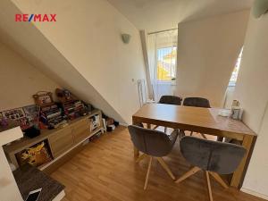 Pronájem bytu 2+kk, Praha - Strašnice, Radošovická, 60 m2