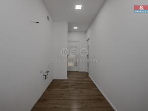 Prodej bytu 3+1, Klatovy - Klatovy III, Pod Hůrkou, 66 m2