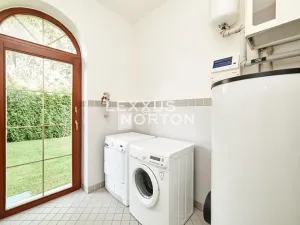 Pronájem vily, Praha - Nebušice, Nebušická, 270 m2