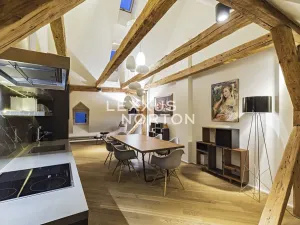 Prodej bytu 2+kk, Praha - Staré Město, U obecního dvora, 125 m2