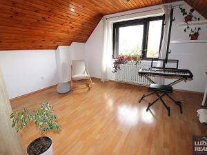 Prodej rodinného domu, Mělník, 160 m2