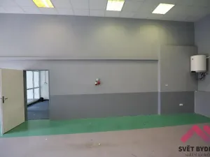 Pronájem obchodního prostoru, Praha - Libeň, Voctářova, 103 m2