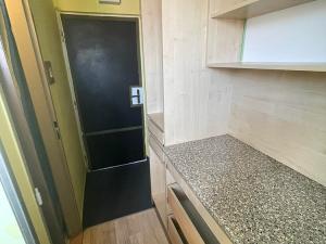 Pronájem bytu 1+kk, Ostrava, Závišova, 15 m2