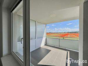 Pronájem bytu 2+kk, Olomouc - Slavonín, Topolová, 57 m2