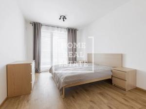 Pronájem bytu 2+kk, Praha - Žižkov, Šrámkové, 74 m2