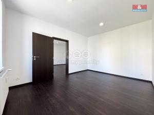 Pronájem bytu 2+1, Karlovy Vary - Bohatice, U Trati, 61 m2