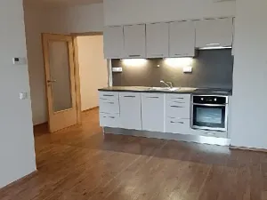 Pronájem bytu 2+kk, Olomouc, Nezvalova, 47 m2