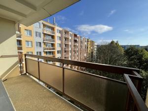 Pronájem bytu 2+kk, Brno - Bohunice, Uzbecká, 4488 m2