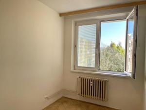 Pronájem bytu 2+kk, Brno - Bohunice, Uzbecká, 4488 m2