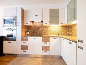 Prodej bytu 3+kk, Praha - Smíchov, U Nikolajky, 108 m2