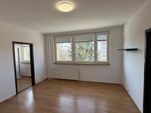 Pronájem bytu 2+1, Zlín, Slezská, 46 m2
