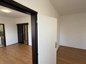 Pronájem bytu 2+1, Zlín, Slezská, 46 m2