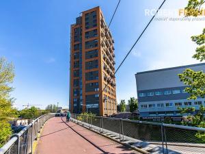 Pronájem bytu 2+kk, Praha - Vysočany, Freyova, 43 m2