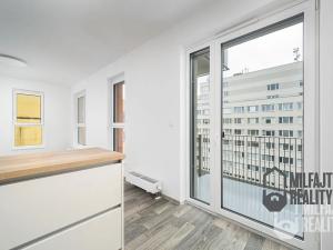 Pronájem bytu 2+kk, Liberec, U Nisy, 56 m2