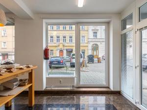 Pronájem obchodního prostoru, Praha - Vršovice, Rostovská, 109 m2