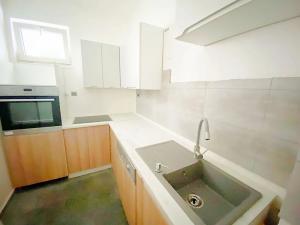 Pronájem bytu 3+1, Praha - Vokovice, Na dlouhém lánu, 60 m2
