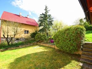 Prodej vícegeneračního domu, Králův Dvůr, 276 m2