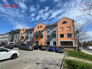 Pronájem bytu 3+1, Kladno, Suchardova, 109 m2