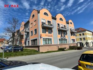 Pronájem bytu 3+1, Kladno, Suchardova, 109 m2