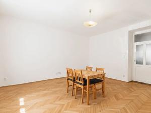 Prodej bytu 2+1, Praha - Žižkov, Žerotínova, 60 m2