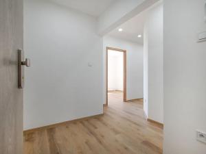 Pronájem bytu 2+kk, Hluboká nad Vltavou, Nerudova, 47 m2