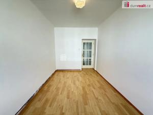 Pronájem bytu 3+kk, Praha - Podolí, Na dolinách, 75 m2