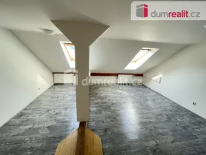 Pronájem bytu 1+kk, Praha - Smíchov, Jindřicha Plachty, 32 m2