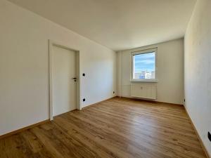 Prodej bytu 4+kk, Liberec, Dobiášova, 75 m2