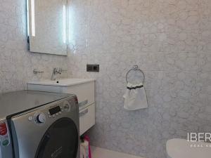 Prodej rodinného domu, Algeciras, Španělsko, Calle Cabo Cervera, 162 m2