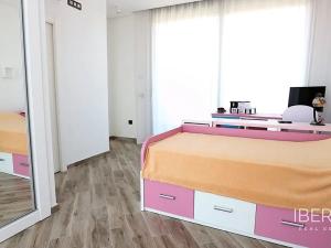 Prodej rodinného domu, Algeciras, Španělsko, Calle Cabo Cervera, 162 m2